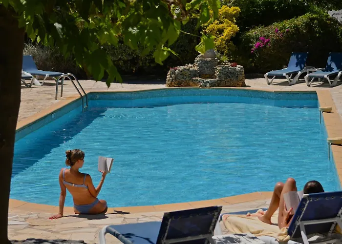 Les Jardins de Bormes, hôtel adult only avec piscine chauffée, jacuzzi et sauna