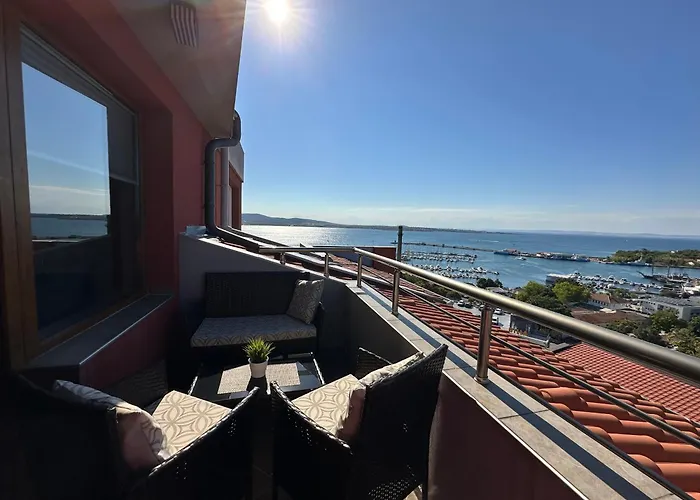 Family Hotel Radiana