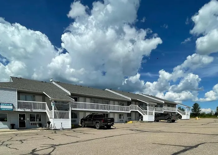 Hilltop Motor Inn