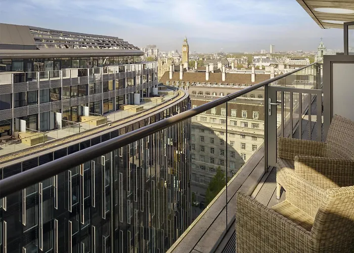 Park Plaza County Hall London