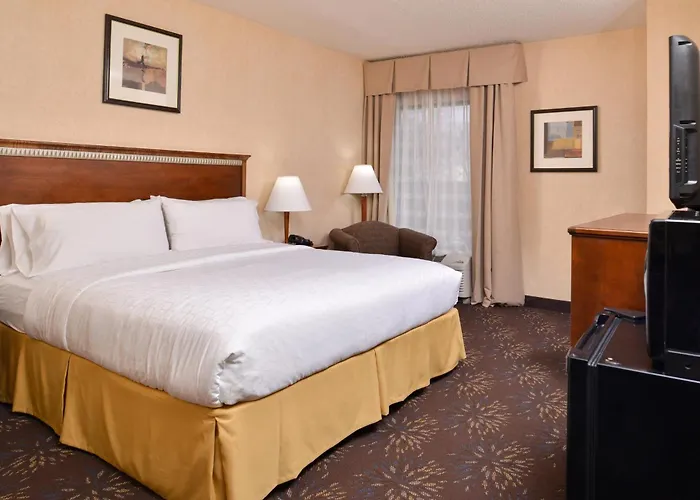 Holiday Inn Express Hotel & Suites West Chester By Ihg