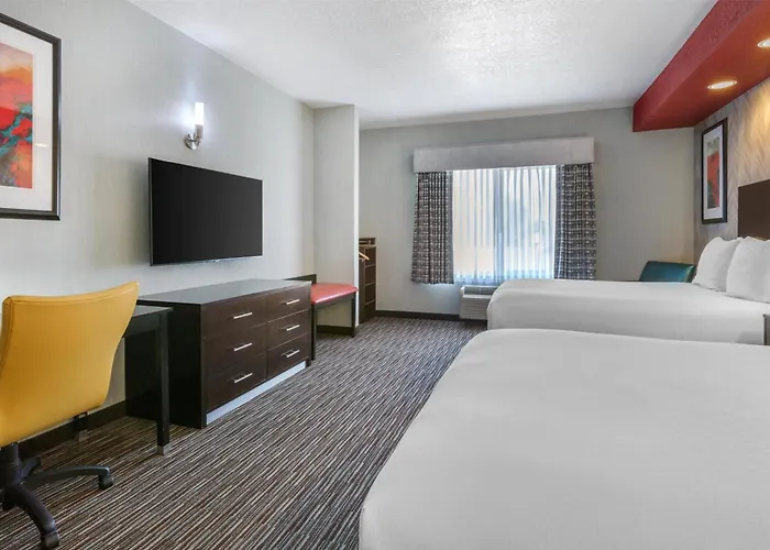 Best Western Plus Gallup Inn & Suites
