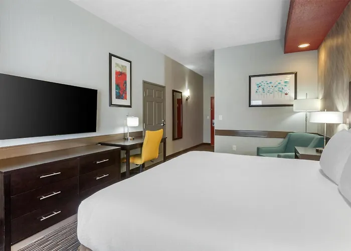 Best Western Plus Gallup Inn & Suites