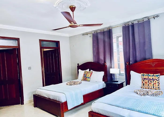 Coconut Pointe Villa&Beach Resort