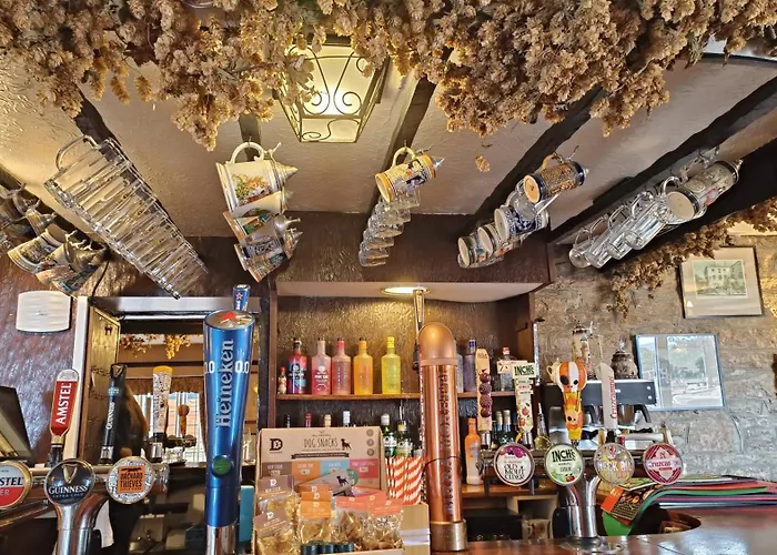 The Greyhound Inn And Hotel