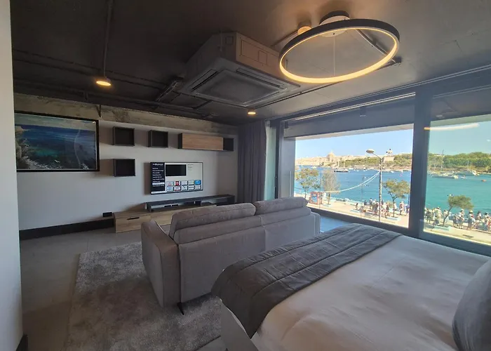 The Londoner Hotel Sliema
