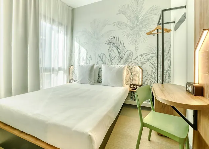 B&B HOTEL La Réunion Aéroport