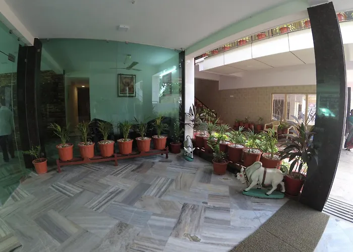 Hotel Mourya Inn