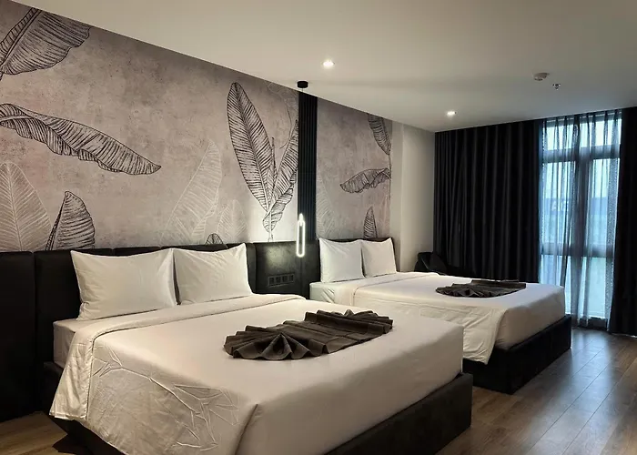 Lion 17 Hotel