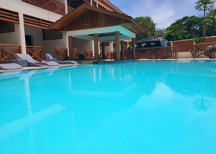 Vezo Beach II Hotel