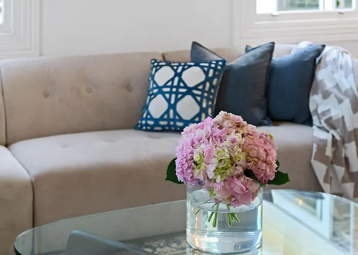 Coastal Charm In Prime Position