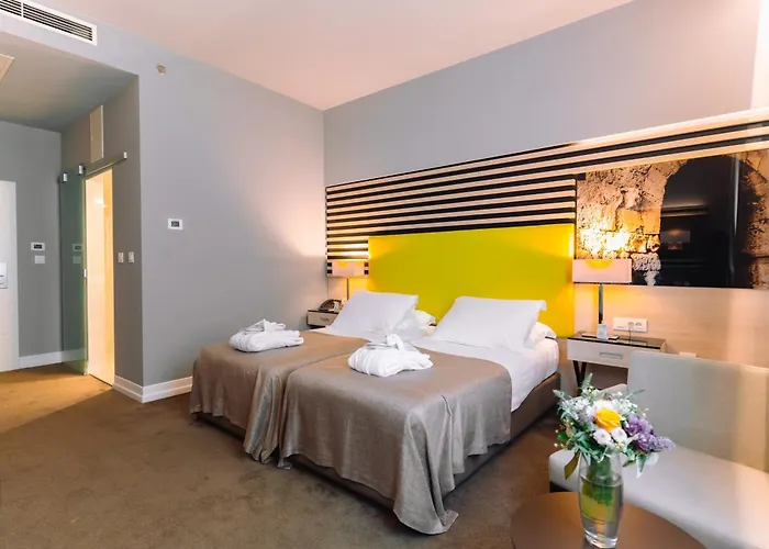 Hotel Lero