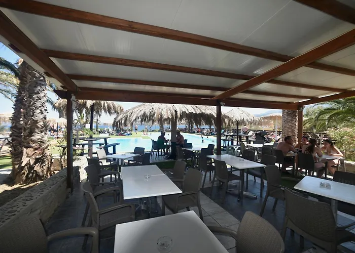 Clara Resort