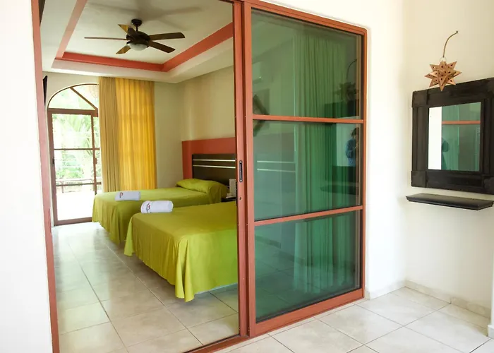 Hotel Y Suites Los Encantos
