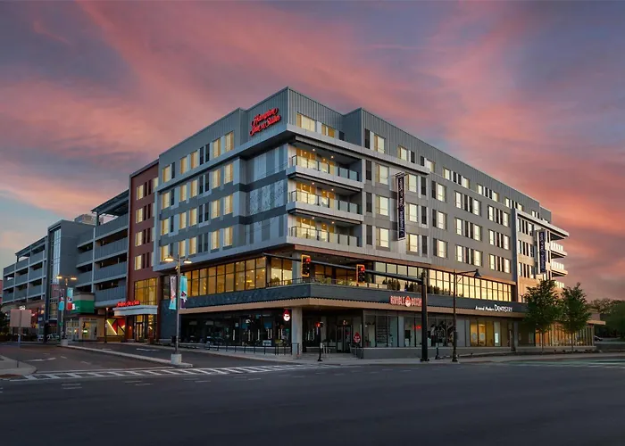 Hampton Inn & Suites Watertown Boston, Ma
