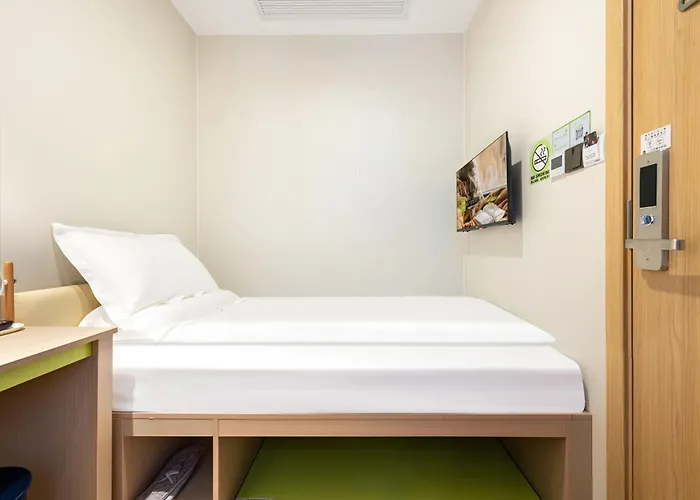 Lemon Hotel Ningbo Tianyi Square Drum Tower Branch