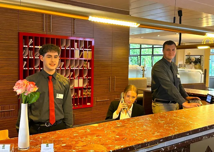 Sport- Und Tagungshotel De Poort