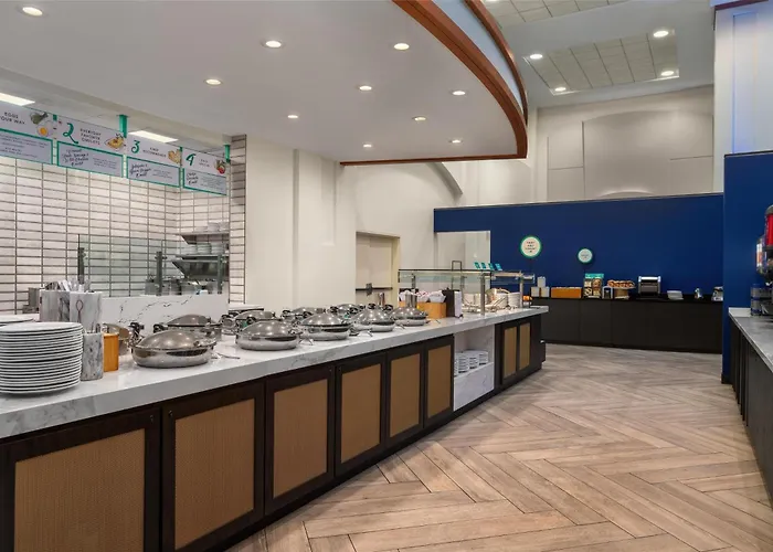 Embassy Suites Boston At Logan Airport
