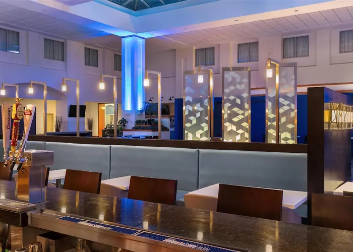 Embassy Suites Boston At Logan Airport