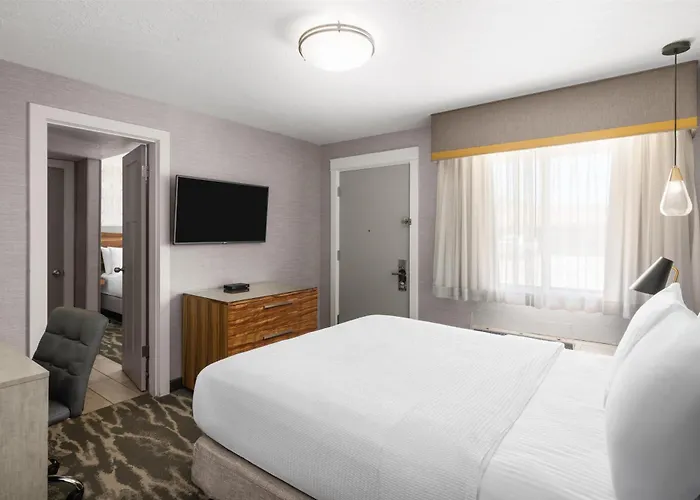 Aiden by Best Western @ St. George