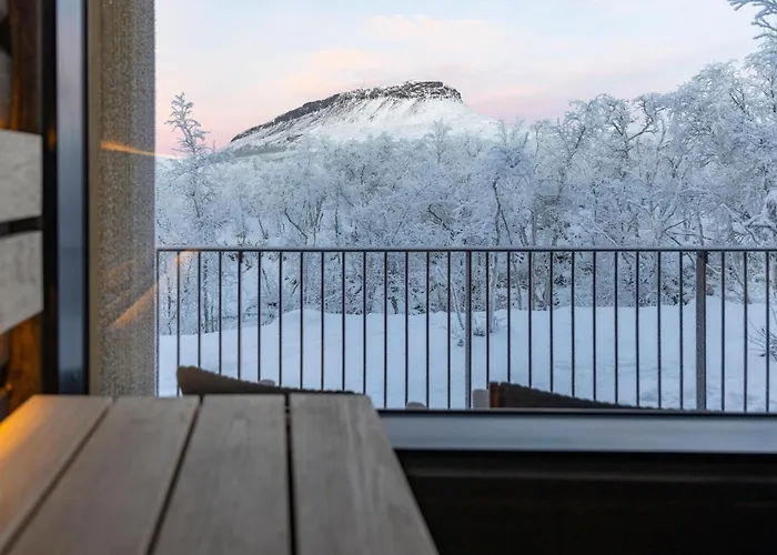 Cahkal Hotel