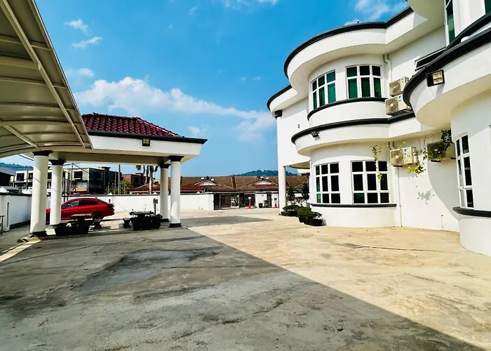 Lestari Inn Boutique Residence Self- Check-In Homestay - Private Parking