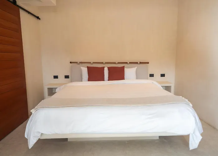 Beachfront Hotel Boutique Dk