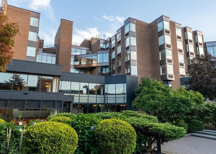 DEV Hotel&Conference Centre