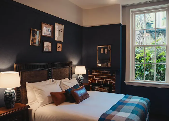 Dunedin House- Boutique Hotel