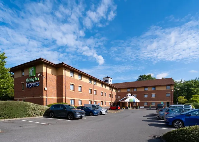 Holiday Inn Express Taunton East By Ihg