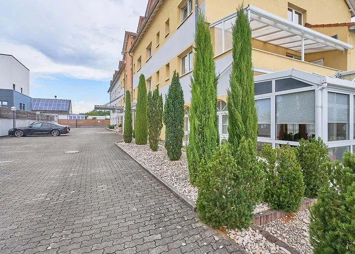 Exo Individual Hotel Waghaeusel - By Superfly Hotels