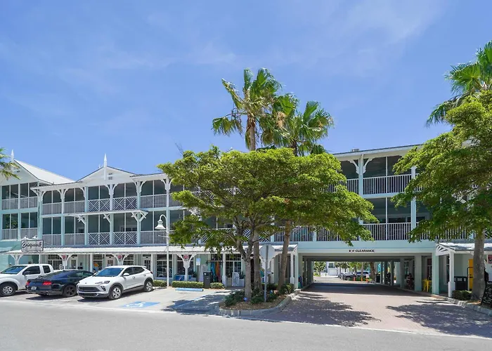Bridgewalk, A Landmark Resort