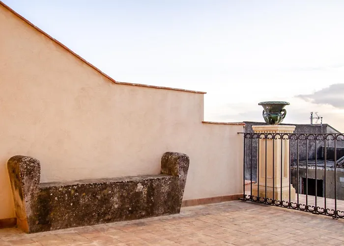 Palazzo Fiammingo Rooms