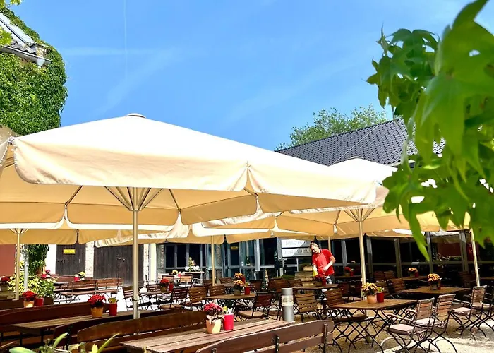 Nachtquartier Burg Flamersheim