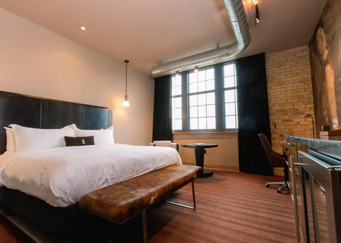 The Iron Horse Hotel (Adults Only)