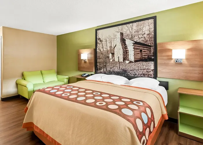 Super 8 By Wyndham Cincinnati-Springdale Oh