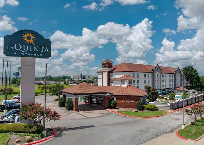 La Quinta By Wyndham Sherman
