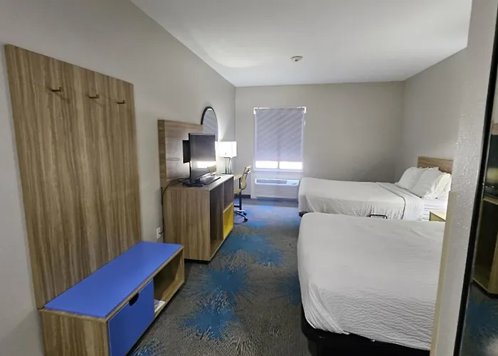 Days Inn By Wyndham Jefferson City