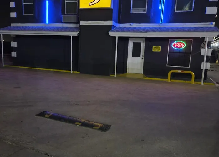 Motel 9