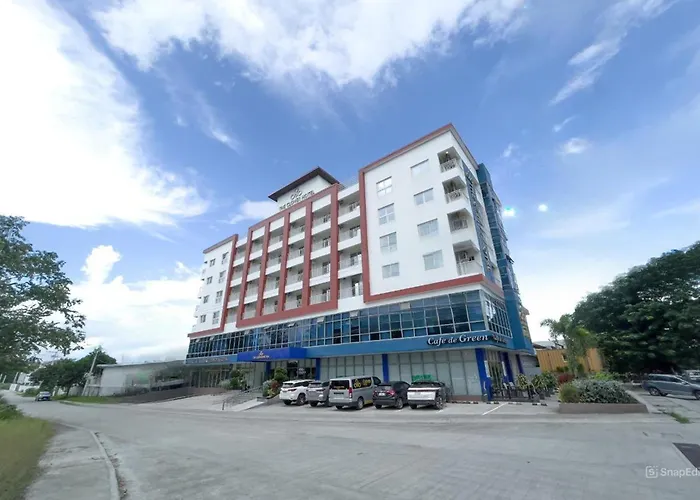 The Clover Hotel Angeles City Managed By Cocotel