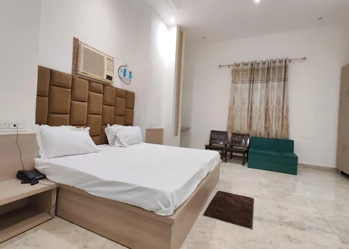 Hotel Thems Homestay