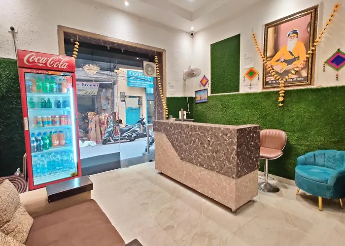 Hotel Thems Homestay