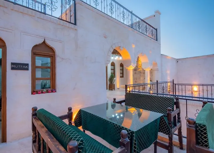 Aura Tas Hotel