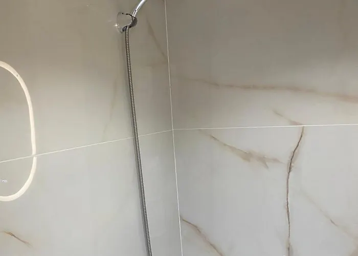 Hotel Andalus N16