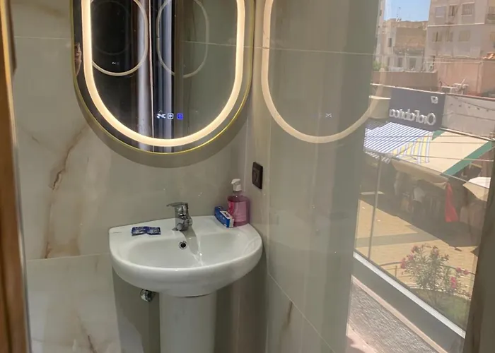 Hotel Andalus N16