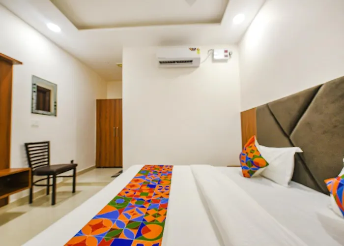 Solace Inn With Lift Near Golden Temple