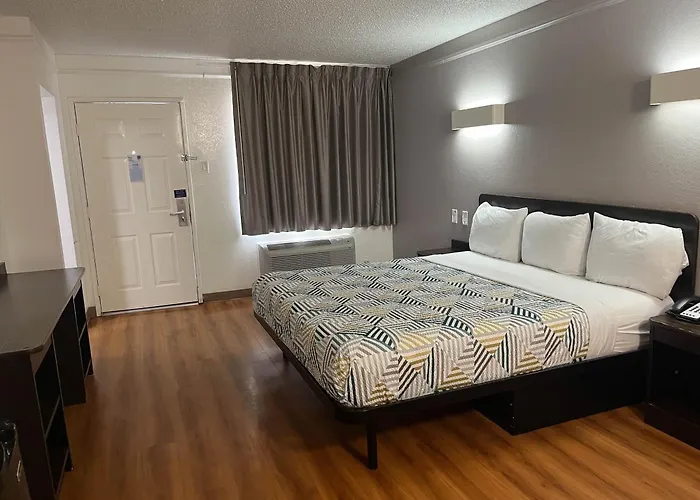 Studio 6 Suites Euless, Tx - Dfw West