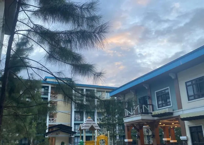 Pine Suites Tagaytay By Crown Asia