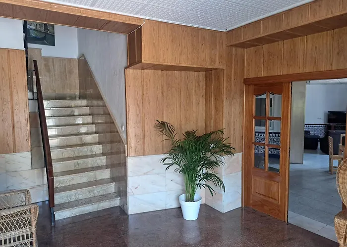 Hostal Alborán