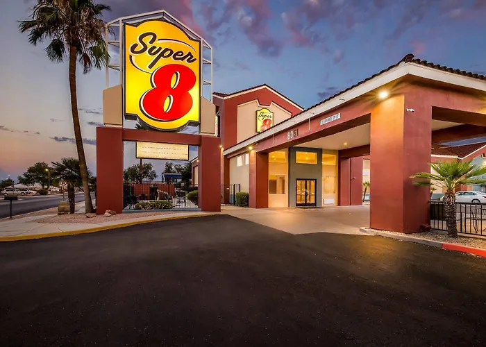 Super 8 By Wyndham Marana/Tucson Area